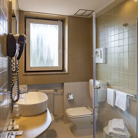 Otel Ambra 3*