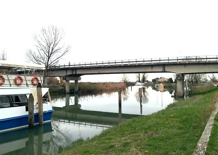 Ξενοδοχείο Ambra 3*