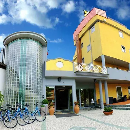 Ambra Hotel 3*